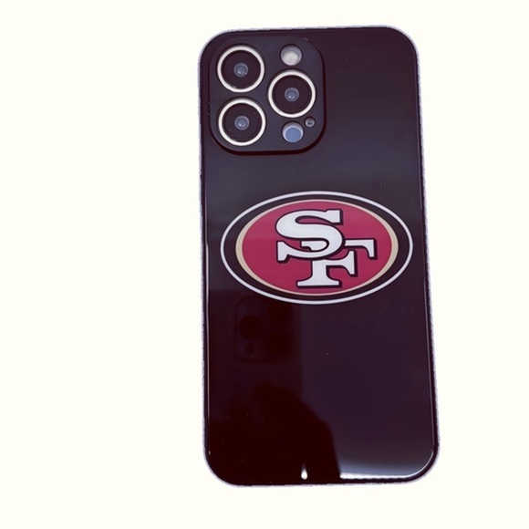 NFL 49ers Silicone Case for iPhone 13 Pro: Shockproof & Scratch‎ Resistant - Picture 1 of 3